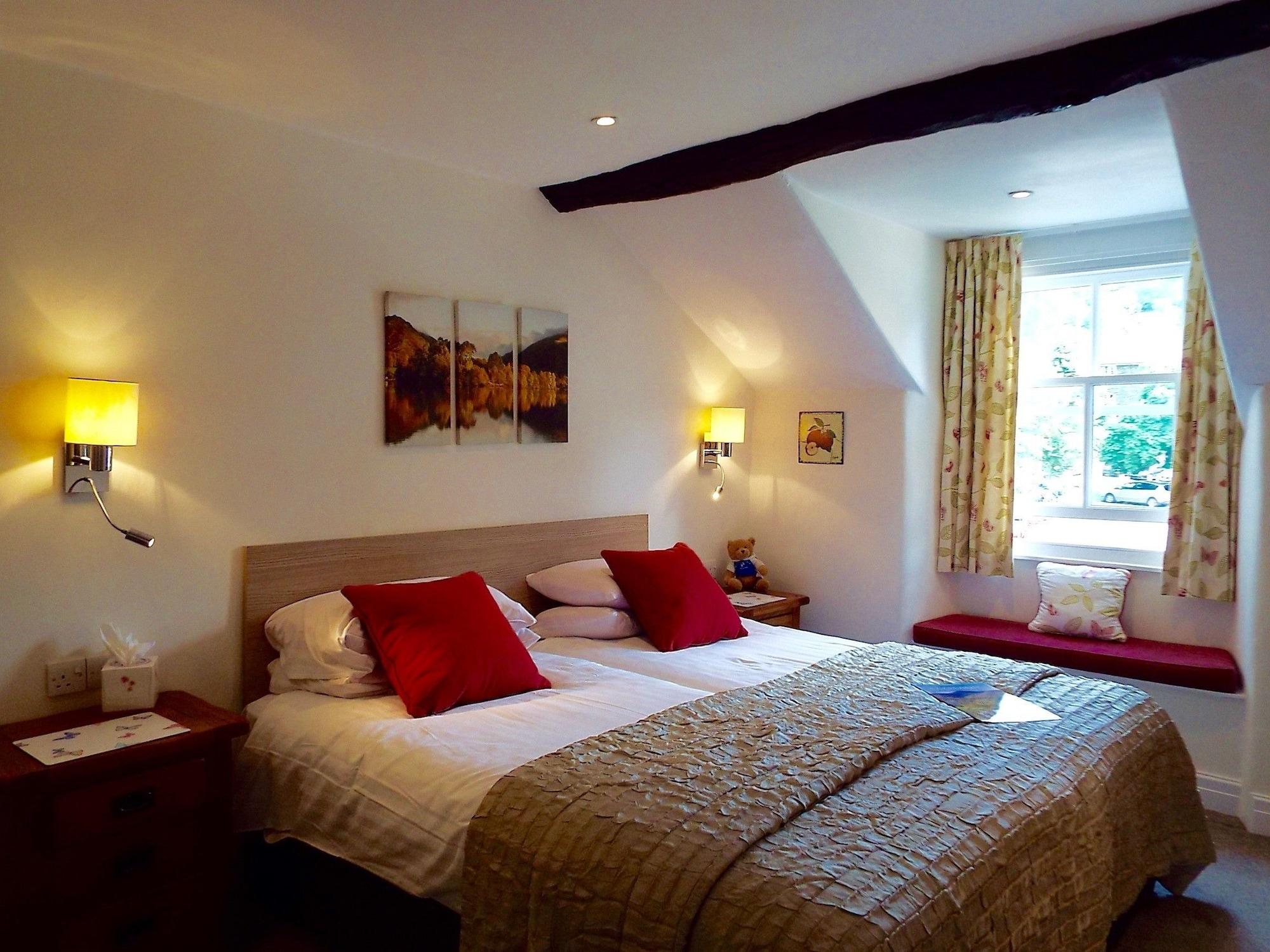 Wateredge Inn- The Inn Collection Group Ambleside Exteriör bild