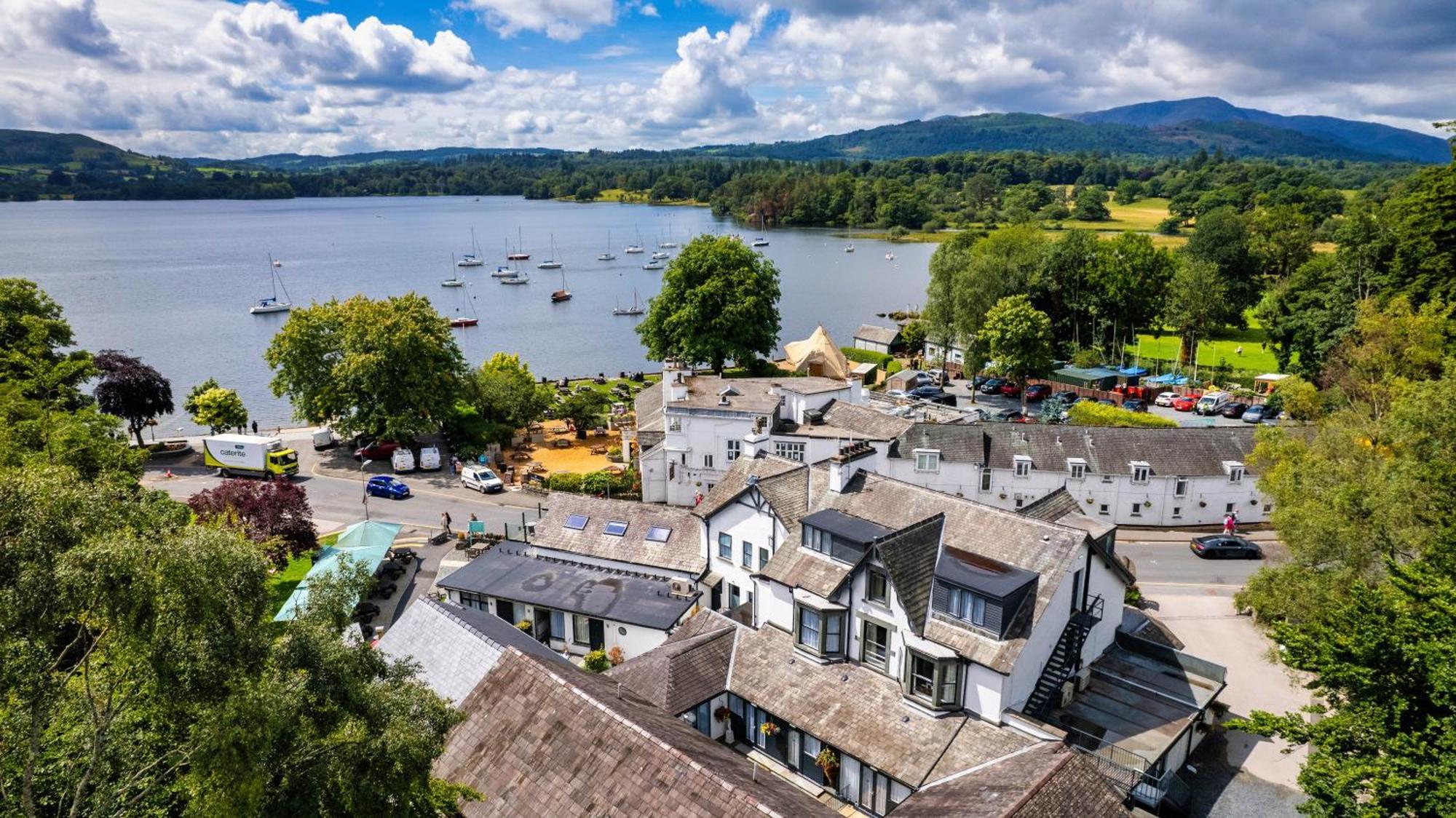 Wateredge Inn- The Inn Collection Group Ambleside Exteriör bild