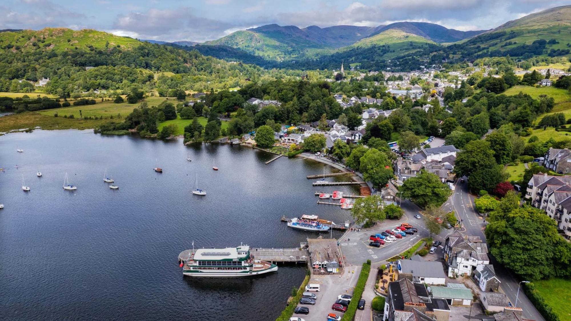 Wateredge Inn- The Inn Collection Group Ambleside Exteriör bild